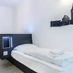 Augustus - Comfortable Budget Hotel