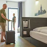 Hotel Augustus - Comfortable Budget 2*