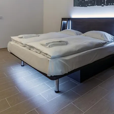 Hotel Augustus - Comfortable Budget