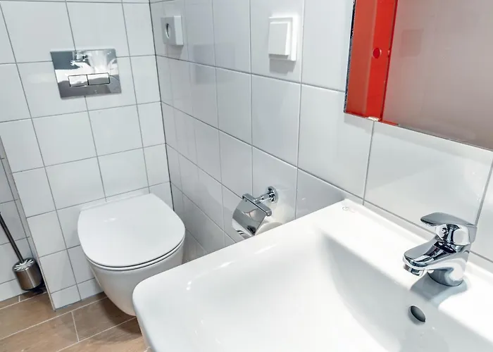 Hotel Augustus - Comfortable Budget 2*