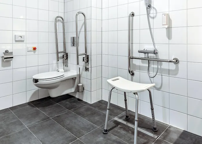 Augustus - Comfortable Budget